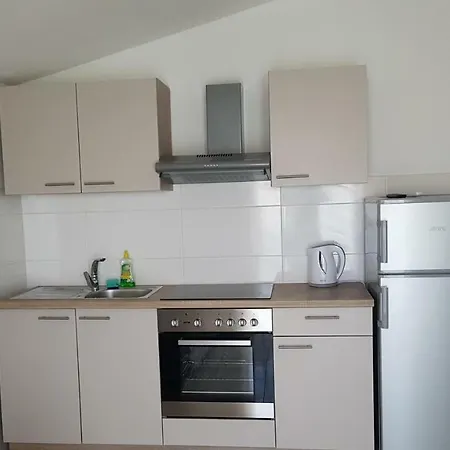 Apartman Maja 1 * Biograd Na Moru